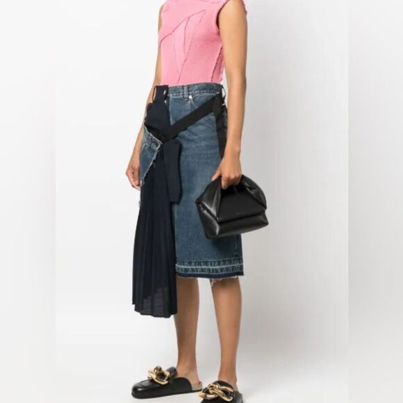 JW ANDERSON Twister midi leather shoulder bag - Picture 4 of 15